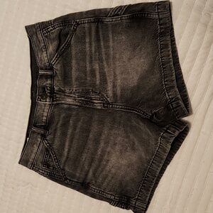 American Eagle 90s Boyfriend Shorts